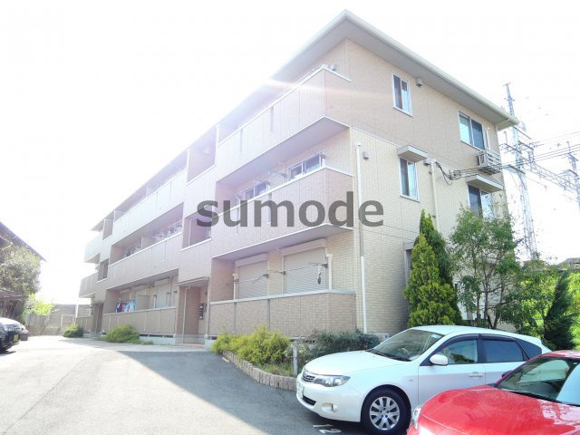 高槻市中川町のアパート