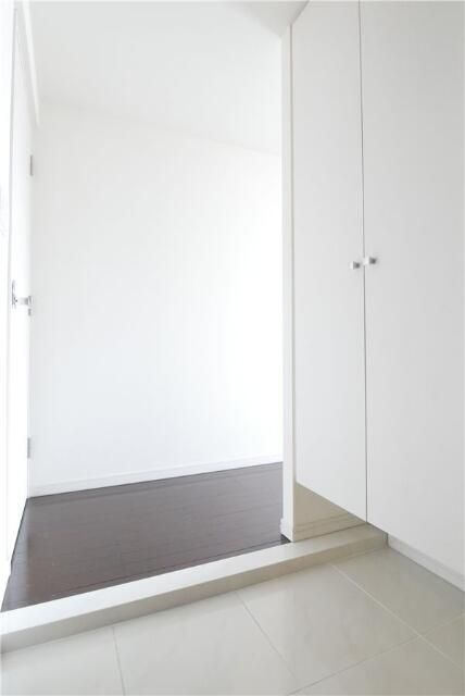 Ｎ－ｆｌａｔｓ小台の玄関