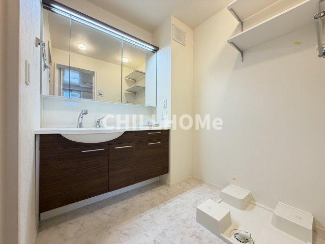 モデナ　Ａのロビー|当社、チルホームのHPもご覧ください(^^)/物件情報多数♪