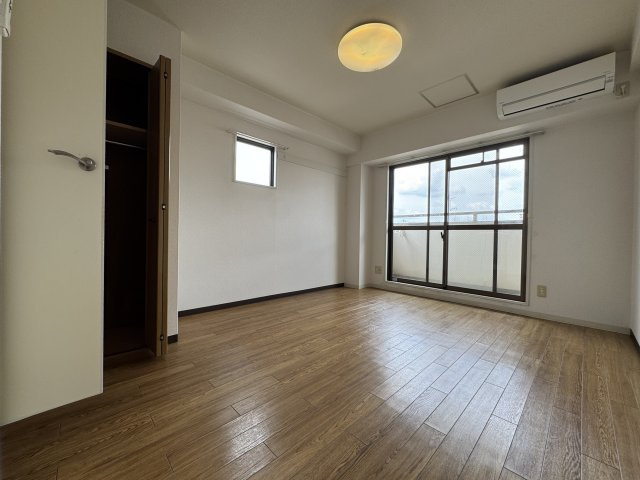 アメリ南桜塚の居間・リビング