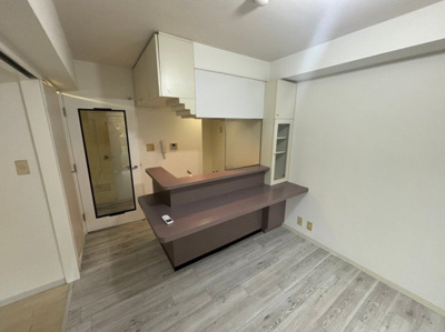 【居間・リビング】 | ローズガーデン１番館 | 人気の対面カウンターキッチン