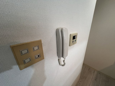 【セキュリティ】 | ローズガーデン１番館 | 来訪者の確認のできるインターホン