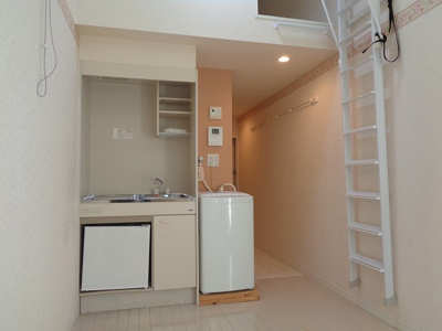 【居間・リビング】 | ユナイト神大寺レフォルマの杜 | ゆったり過ごせる居間です