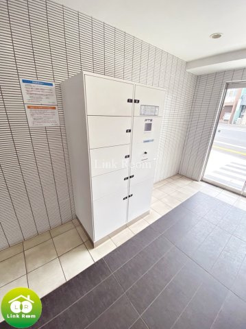 メイクスデザイン住吉Ⅳのロビー