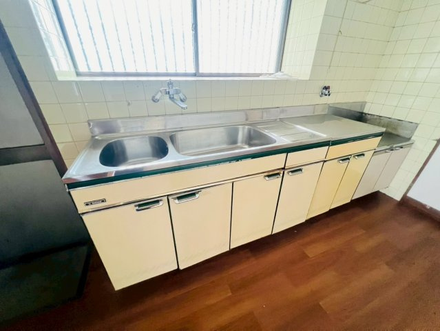 下谷上戸建のキッチン