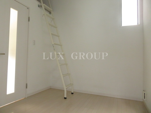 【洋室】 | フローラ共和