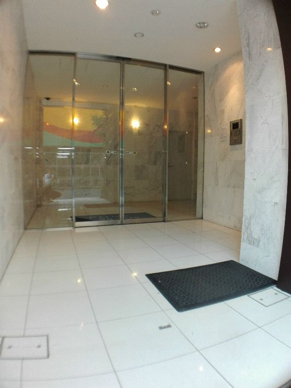 プライムスクエアのエントランス