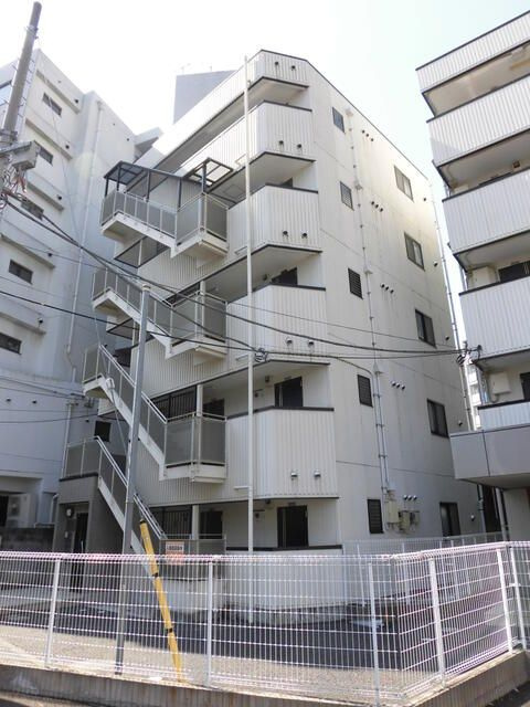 アクシーズⅤの外観