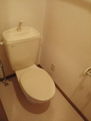 【トイレ】 | パレ・ラフィネ | コンパクトで使いやすいトイレです