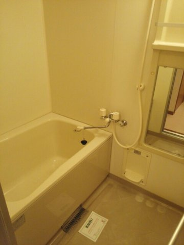 【浴室】 | パレ・ラフィネ | お風呂で日々の疲れを落としましょう