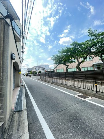 メゾンボヌールの周辺