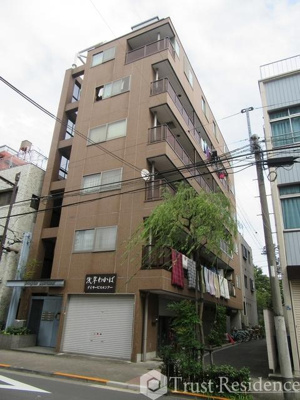 【外観】 | ペリグリンアパートメント