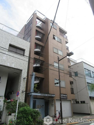 【外観】 | ペリグリンアパートメント