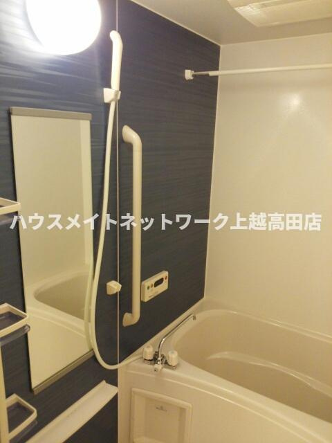 ブリーゼの浴室|バス