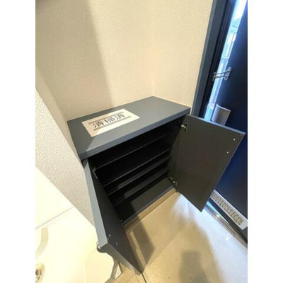 【玄関】 | ワイズクレスト材木座