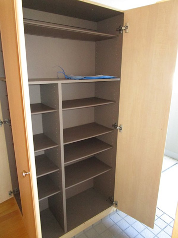 熊本市東区花立６丁目の賃貸マンションの収納