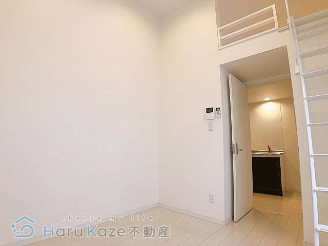 【洋室】 | リヴェール鶴里【名古屋市賃貸・ロフト】