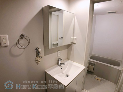 【洗面所】 | リヴェール鶴里【名古屋市賃貸・ロフト】