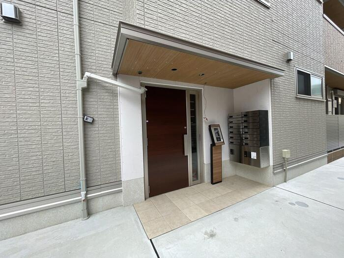 ウィンドテラス荒川のエントランス