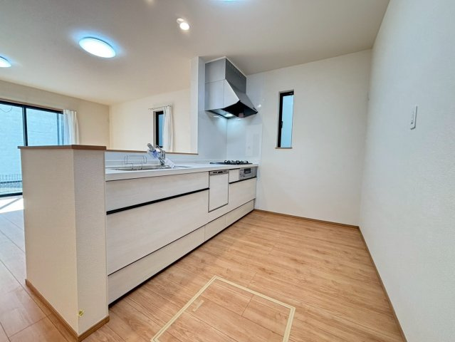 江戸川区東小岩１丁目　新築戸建B号棟のキッチン|2026年3月1日撮影