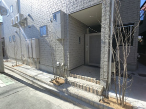 【エントランス】