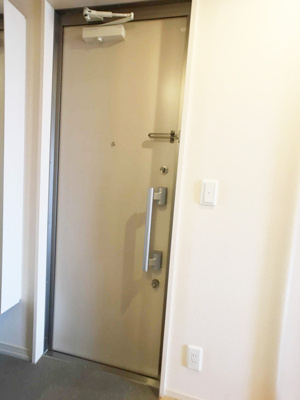 【玄関】 | カリーサビラー