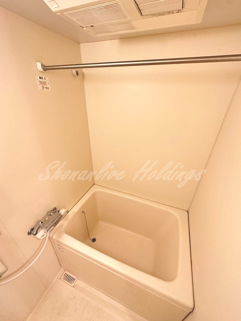 レ シルフィードの浴室|浴室乾燥機完備♪