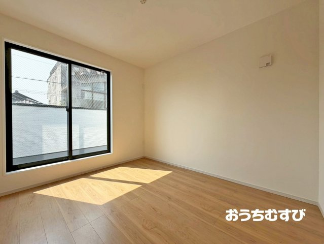 名古屋市北区長喜町2期(全2棟)の洋室