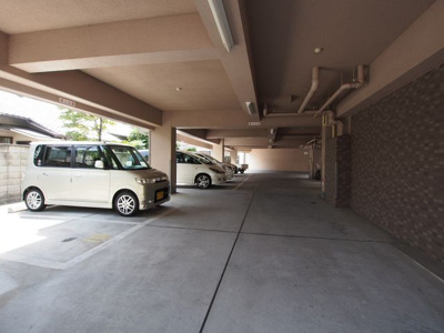 【駐車場】 | ルヴニール北野田