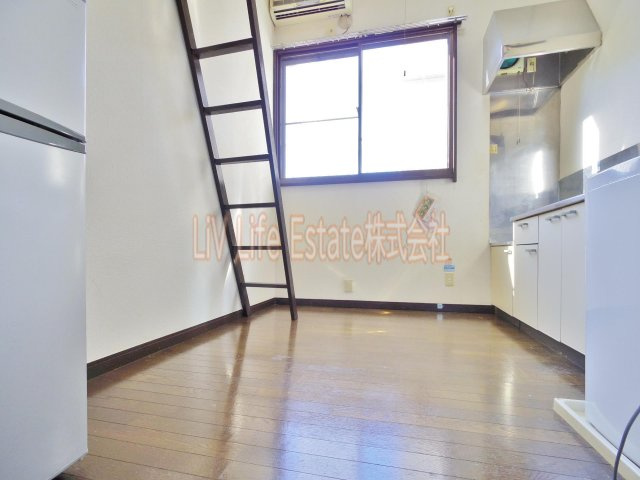 ル・レーヴ御幸　の居間・リビング