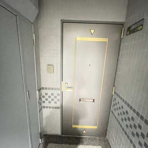 サンヴェール中島のエントランス