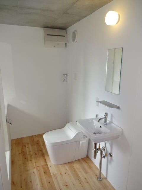 ＢＲＯＯＫ　ＨＯＵＳＥの独立洗面台