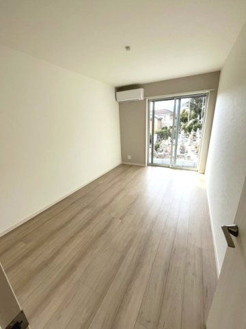 シェリル神戸岡本の居間・リビング