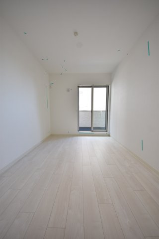 フォレストクリエオーレ中島通の居間・リビング