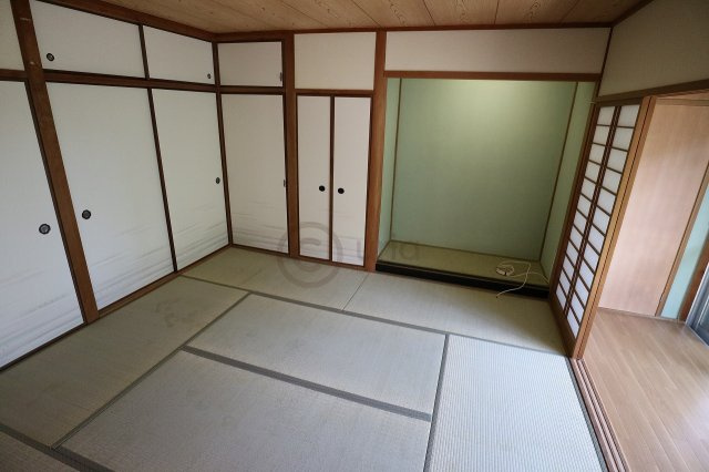 薬師グリーンハイツの和室