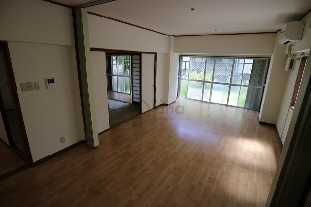 薬師グリーンハイツの居間・リビング