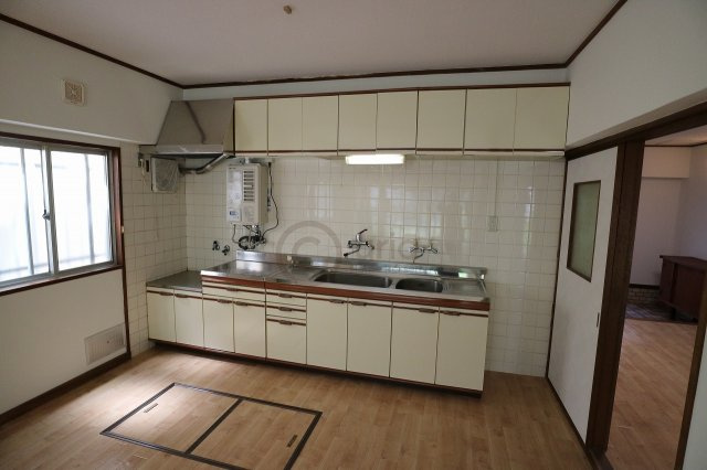 薬師グリーンハイツの居間・リビング