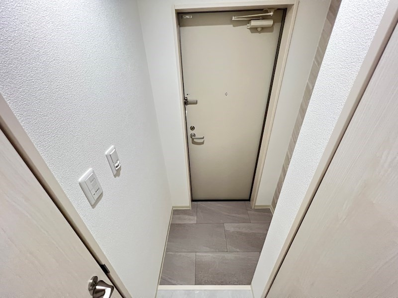 フォレストクリエオーレ中島通の玄関