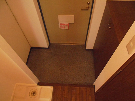 エスリード三宮第3の玄関