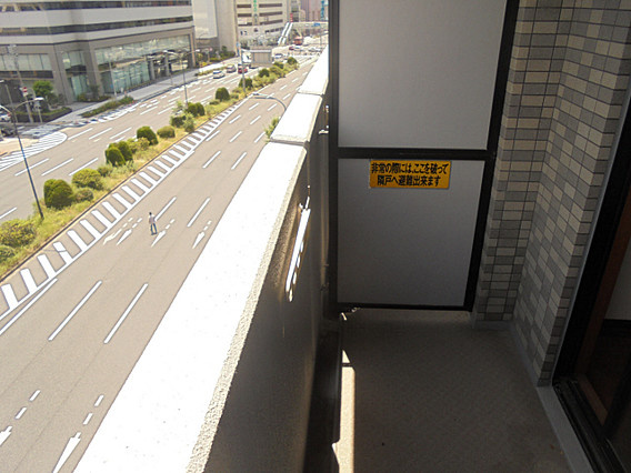 エスリード三宮第3のバルコニー