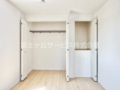 【収納】 | 田方郡函南町仁田 12期 新築一戸建て 2号棟 | 寝室の収納です