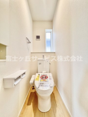【トイレ】 | 田方郡函南町仁田 12期 新築一戸建て 2号棟 | 2Fのトイレです