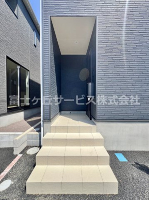 【エントランス】 | 田方郡函南町仁田 12期 新築一戸建て 2号棟 | エントランスです