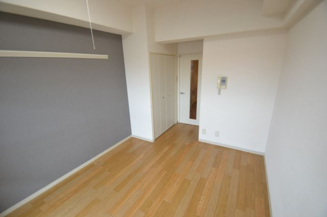 サンコーウィズダムスクウェアの居間・リビング