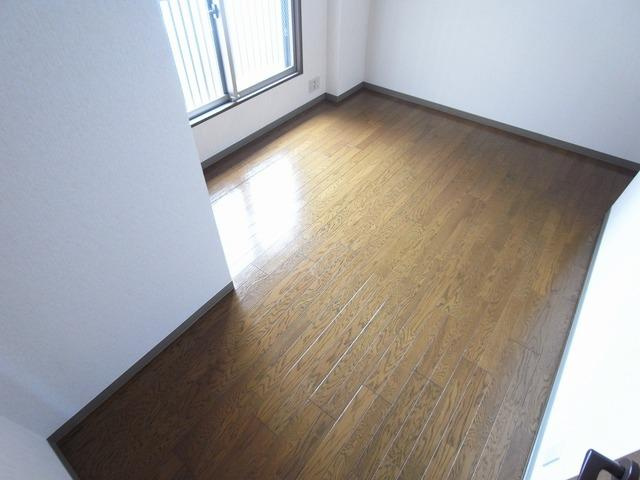 フレンテ灘の洋室