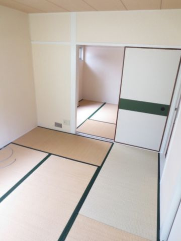 一王山マンションの和室