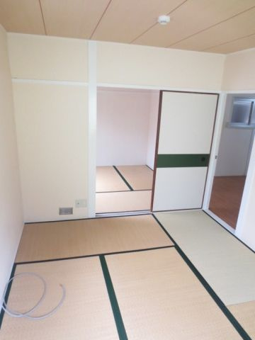 一王山マンションの和室