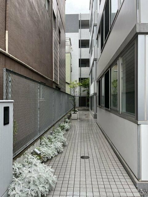 Mon-naka Apartment Terraceのエントランス