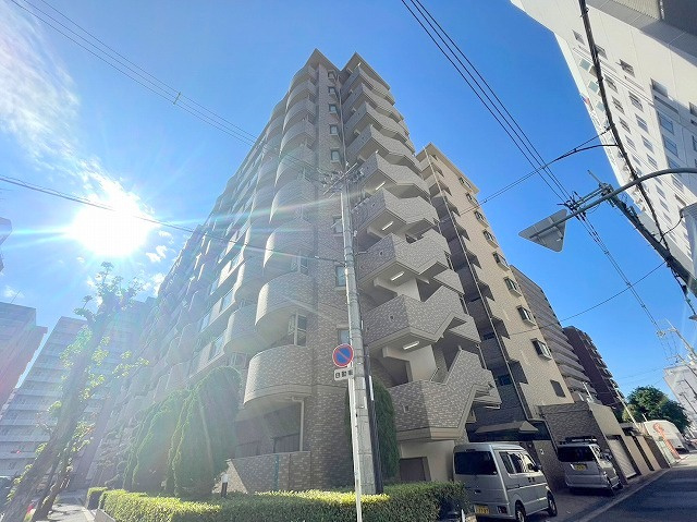 ローズコーポ西中島の外観