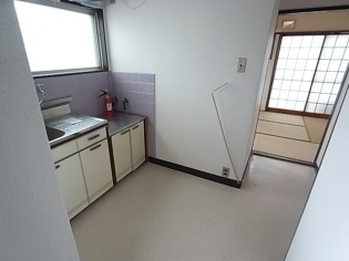 グリーンマンションの居間・リビング